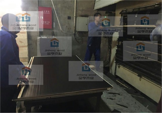 金亨木業(yè)有限公司建筑模板