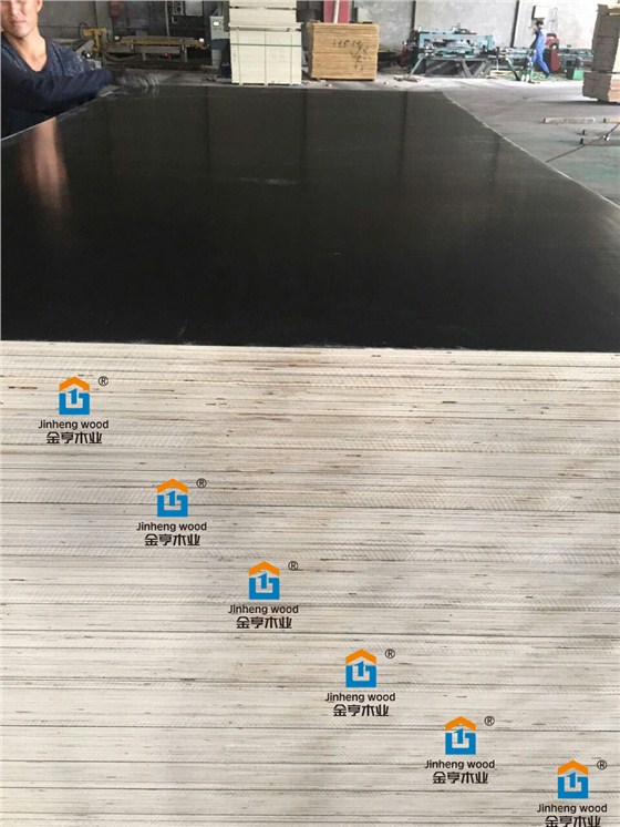 清水模板,覆膜板,膠合板,建筑模板,金亨木業(yè)有限公司